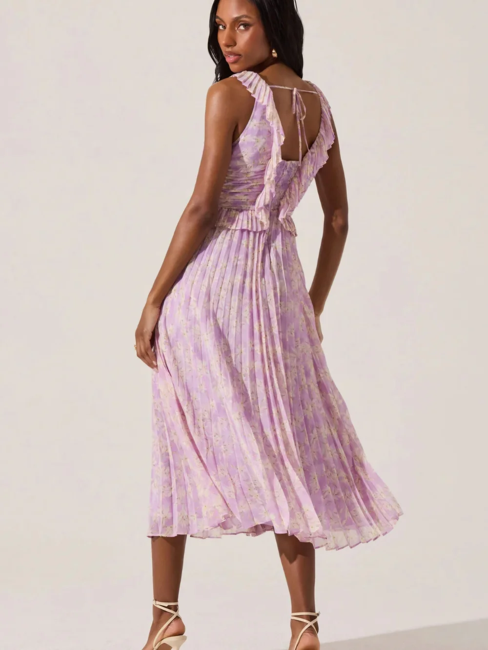 NWT Astr Pleated Midi Dress Size S Lavender Purple Floral Preppy Feminine - Picture 3 of 11